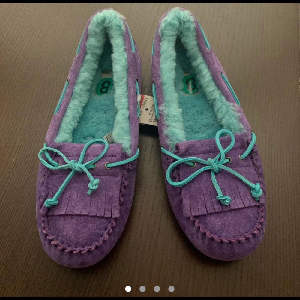 Ugg Size 8 Slippers Moccasin House Shoes